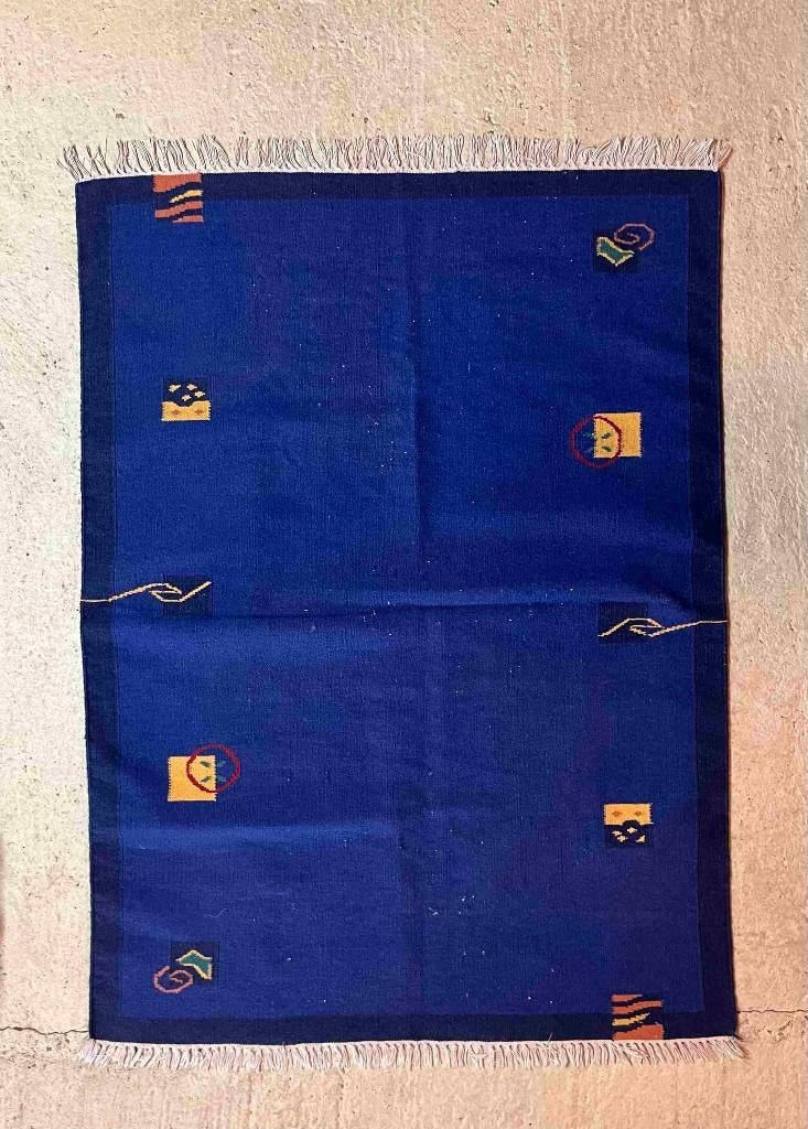 Kelim handgeweven wollen kleed blauw met accenten 176/129, Huis en Inrichting, Stoffering | Tapijten en Kleden, Gebruikt, 100 tot 150 cm