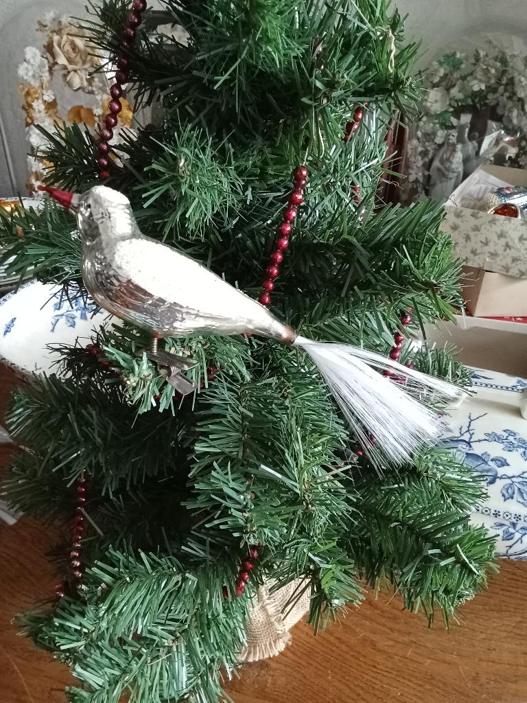 mooi oudere glazen vogel op clip wit gesuikerd vleugel+kop, Diversen, Kerst, Gebruikt, Ophalen of Verzenden