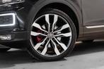 Volkswagen T-ROC 2.0 TSI 4Motion R-LINE PANO DSG LED LEDER, Auto's, Volkswagen, Automaat, 15 km/l, Gebruikt, Zwart