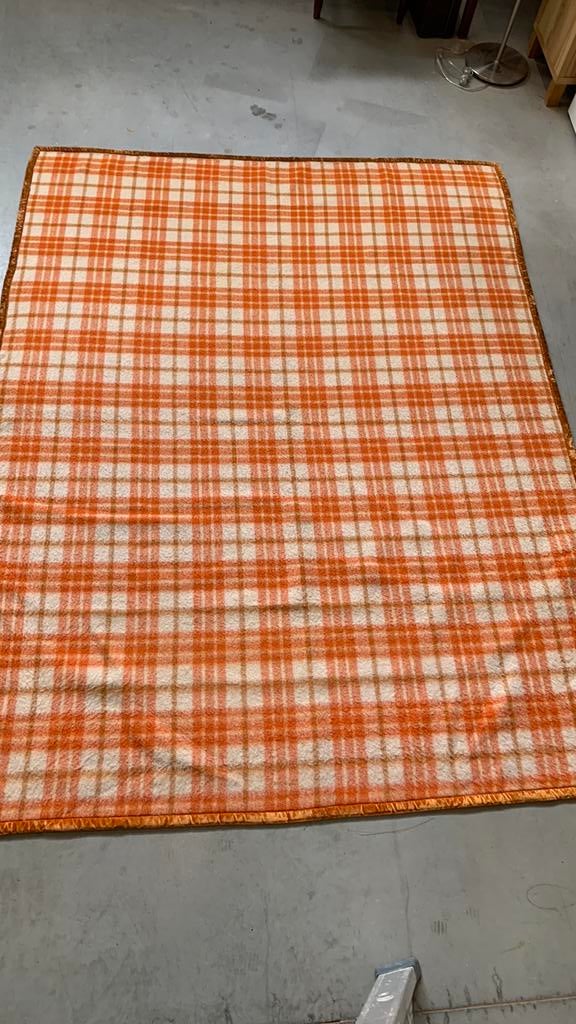 Wollen deken oranje/ geblokt Aa Be vintage 240x185, Ophalen of Verzenden, Gebruikt