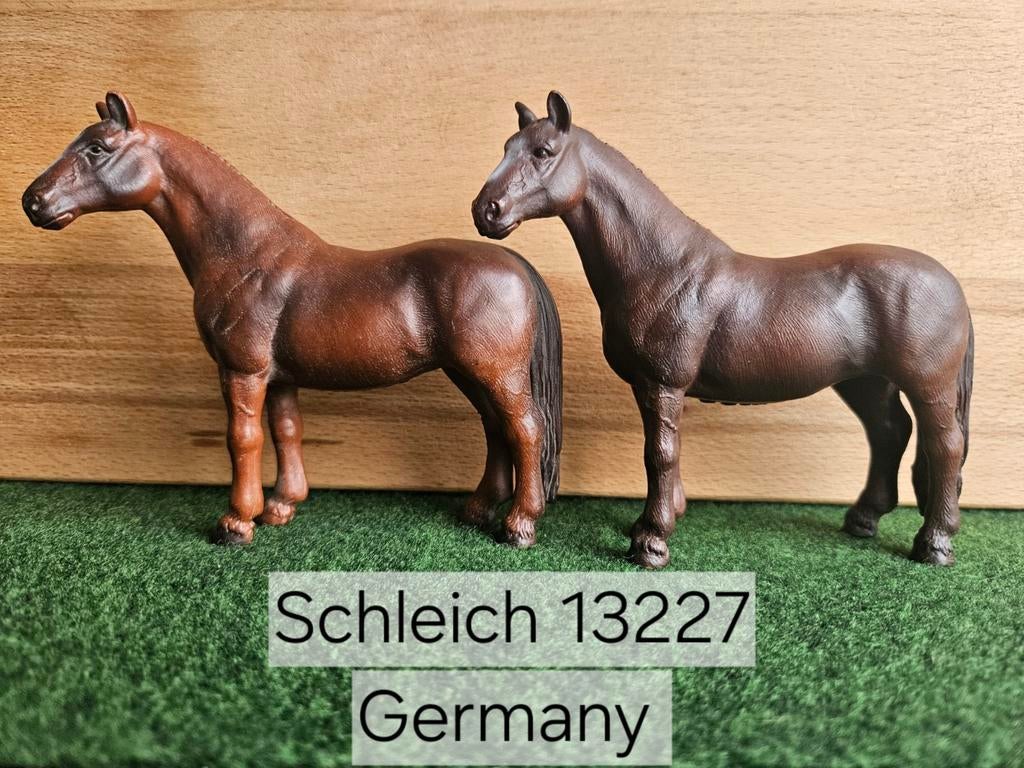 Schleich 13227 Hannoveraan merrie uit 1995, Ophalen of Verzenden, Zo goed als nieuw, Paard, Beeldje of Figuurtje
