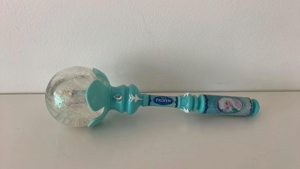 Toverstaf Frozen met geluid, Ophalen of Verzenden, Gebruikt, Jongen of Meisje