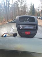 Autoradio met inbouwframe, Auto diversen, Ophalen of Verzenden