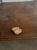 Twee houten klompjes poppenhuis, Ophalen of Verzenden, Gebruikt, Poppenhuis