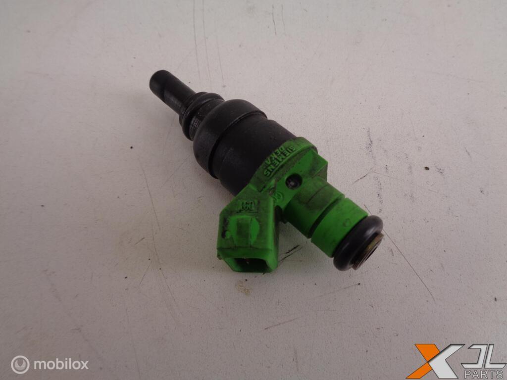 C-KLASSE W203 C200K INJECTOR  A2710780023, Auto-onderdelen, Gebruikt, Mercedes-Benz, Ophalen of Verzenden, Mercedes-Benz