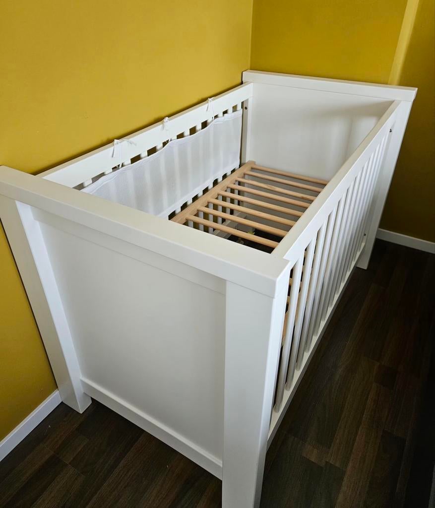 Baby bed, Kinderen en Baby's, Kinderkamer | Bedden, Ophalen, Gebruikt, 180 cm of meer, 70 tot 85 cm
