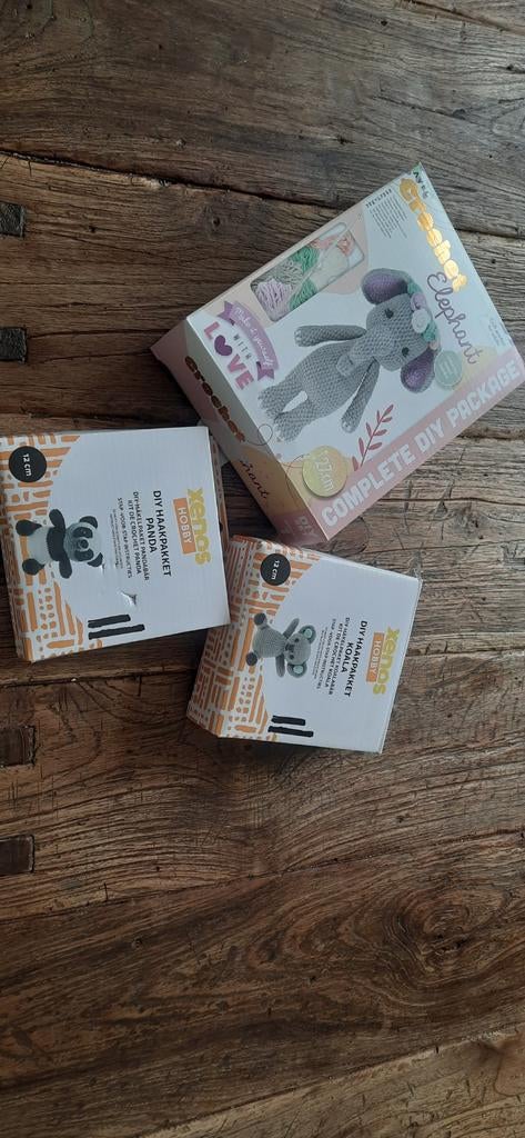 3 haakpakketten: Olifant, Koala en Panda, Ophalen of Verzenden, Zo goed als nieuw, Haken, Patroon of Boek