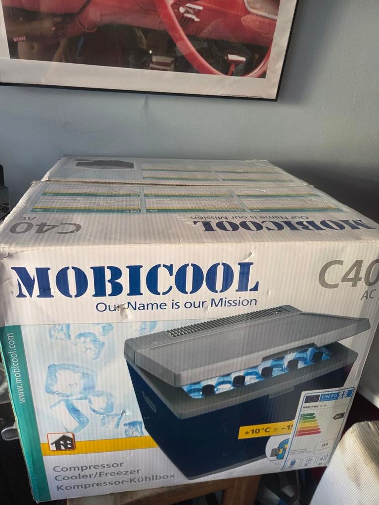 Mobicool koelkast 220v  38 Liter inhoud, Caravans en Kamperen, Koelboxen, Ophalen of Verzenden, Zo goed als nieuw, Elektrisch