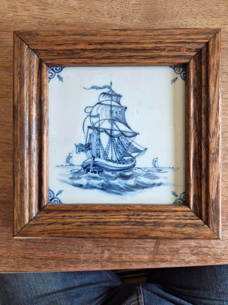 Tegeltje van Makkumer aardewerk van Tichelaar., Antiek en Kunst, Antiek | Wandborden en Tegels, Ophalen