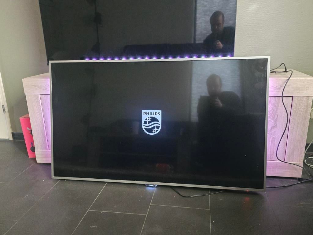 Philips TV 55pus6561 smart defect, Philips, 50 Hz, Ophalen of Verzenden, Zo goed als nieuw