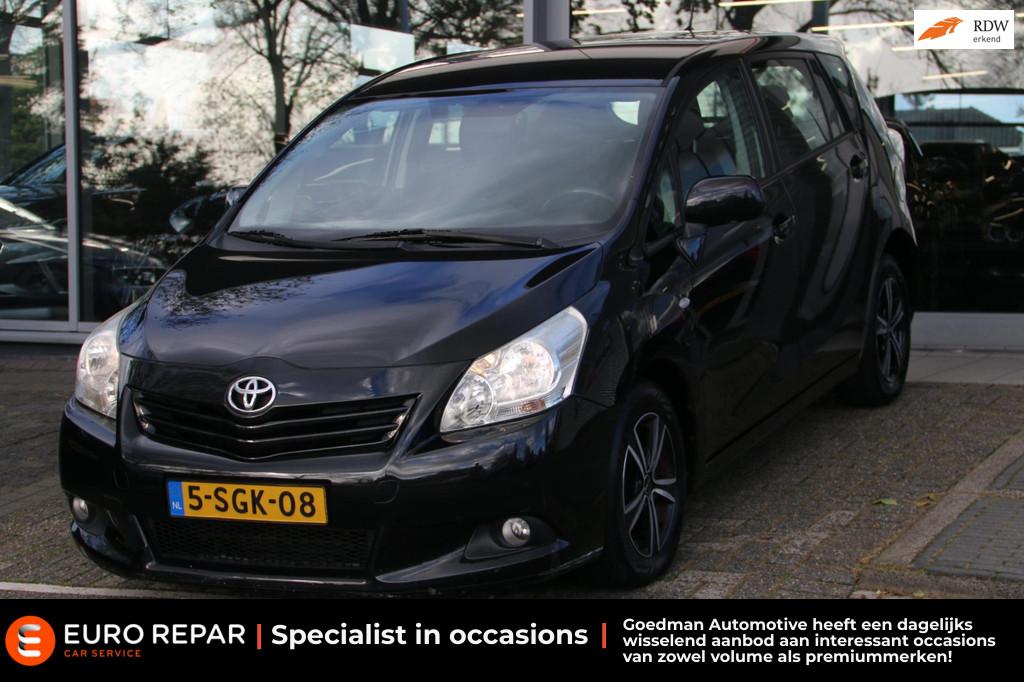 Toyota Verso 1.8 VVT-i Aspiration 7p., 450 kg, Gebruikt, 4 cilinders, Zwart
