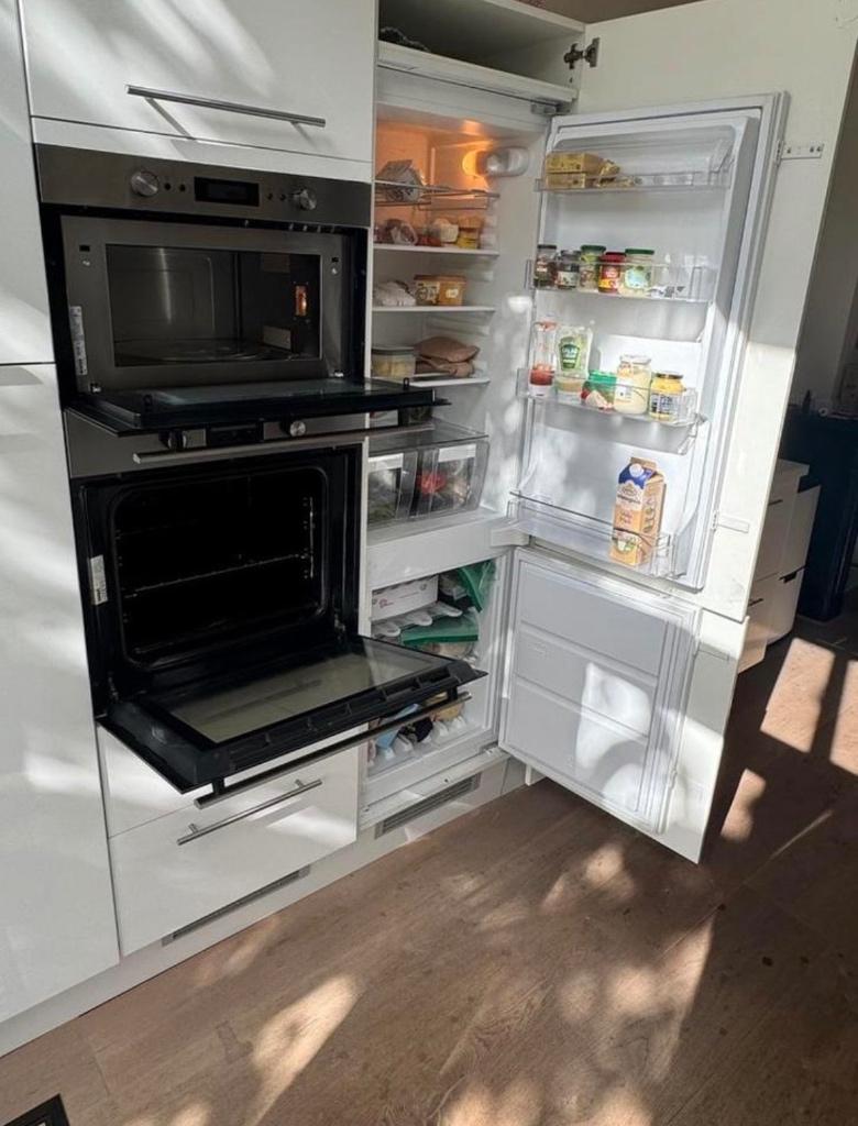 ✨ Moderne dubbelwandige keuken – hoogglans wit & compleet ✨, Huis en Inrichting, Keuken | Complete keukens, Ophalen, Wit, Dubbelwandige keuken