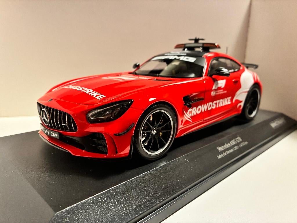 Mercedes GTR AMG  Safety Car F1 2021  1/18 Minichamps, Ophalen of Verzenden, Nieuw, Auto, MiniChamps