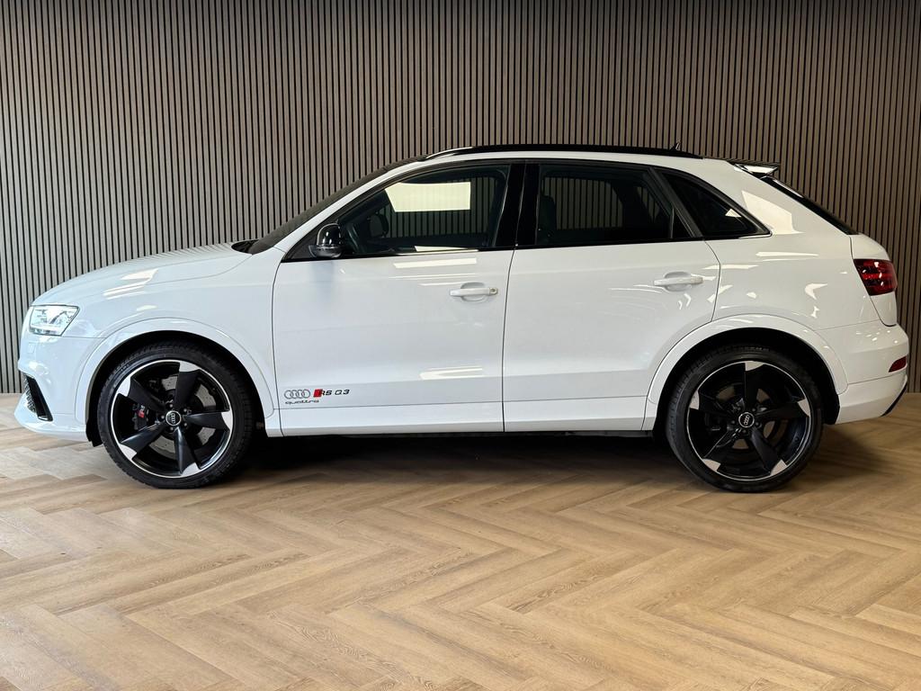 Audi Q3 RSQ3 QUATTRO S-TRONIC CAMERA PDC CRUISE KEYLESS-GO S, Auto's, Euro 5, Gebruikt, Zwart, Met garantie (alle)