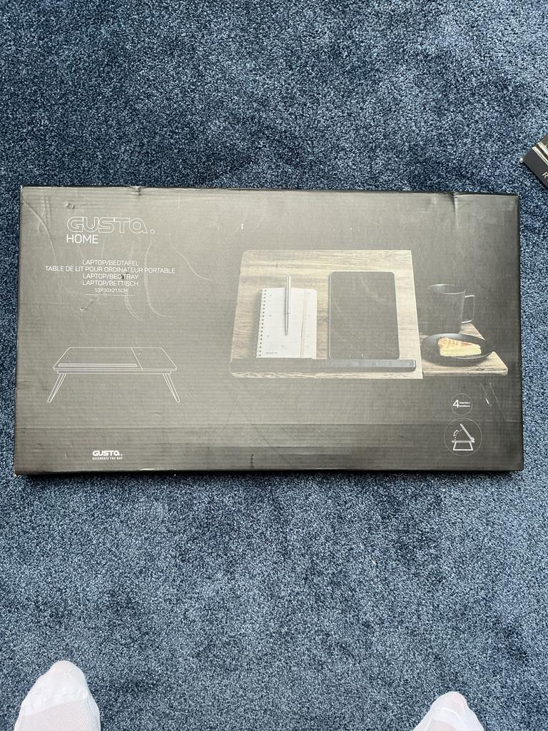 Gusta laptop/bedtafel, Ophalen, Hout, Overige merken, Modern