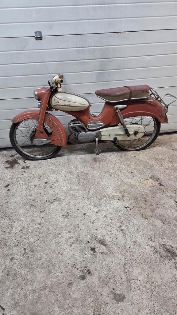 DKW Hummel super oldtimer bromfiets schuurvondst, Fietsen en Brommers, Brommers | Overige merken, Gebruikt, Ophalen