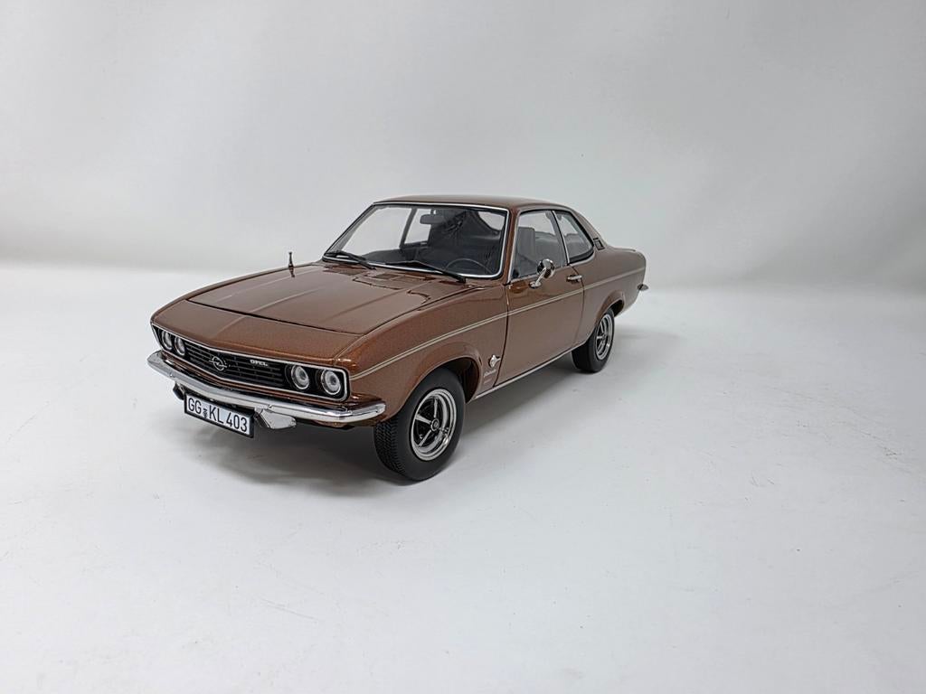 Opel Manta A Coupe 1:18 in OVP, Ophalen of Verzenden, Nieuw, Auto, Norev