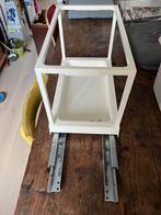Hallbar van ikea. Uittrekbaar afvalbak systeem, Ophalen, Gebruikt