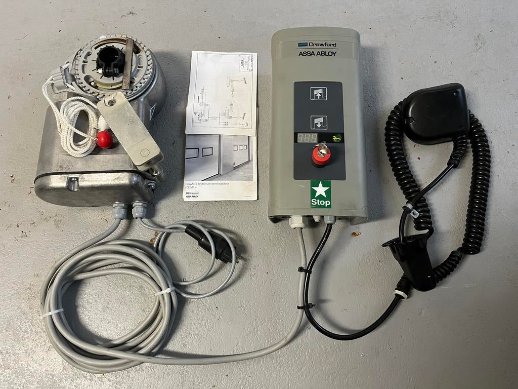 Overhead deur motor met besturing, 120 cm of meer, Binnendeur, Ophalen of Verzenden, Zo goed als nieuw