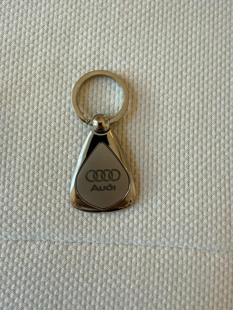 Audi Sleutelhanger - NIEUW, Ophalen of Verzenden, Nieuw, Merk