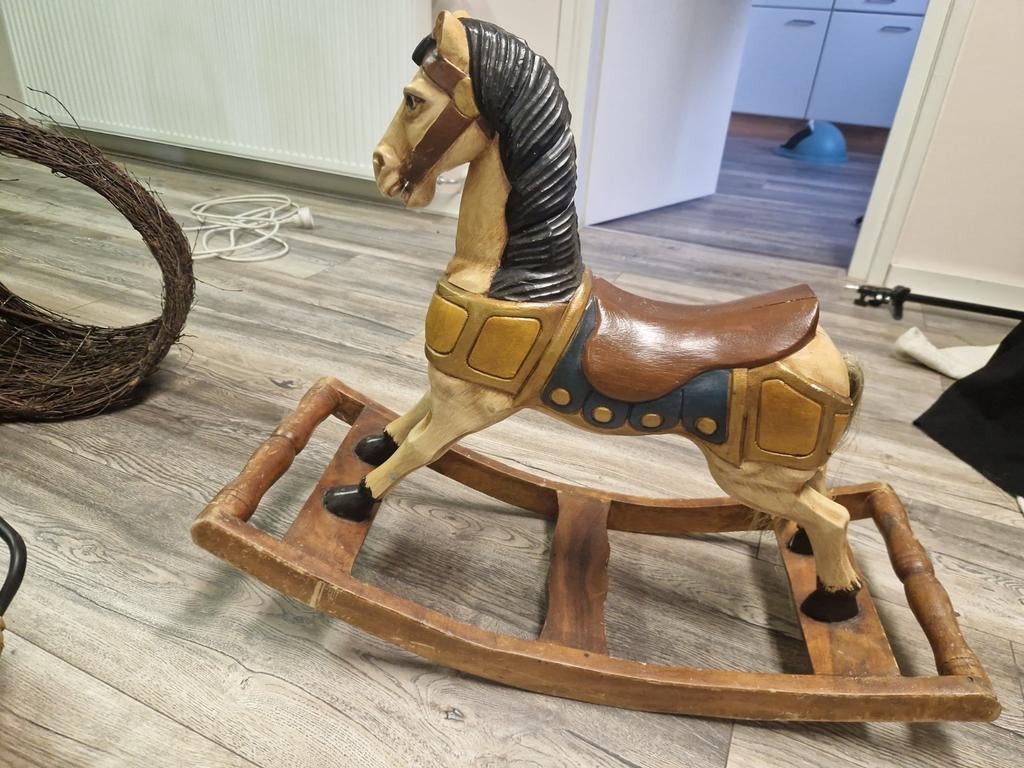 Antiek houten hobbelpaard, handgesneden, Ophalen, Zo goed als nieuw