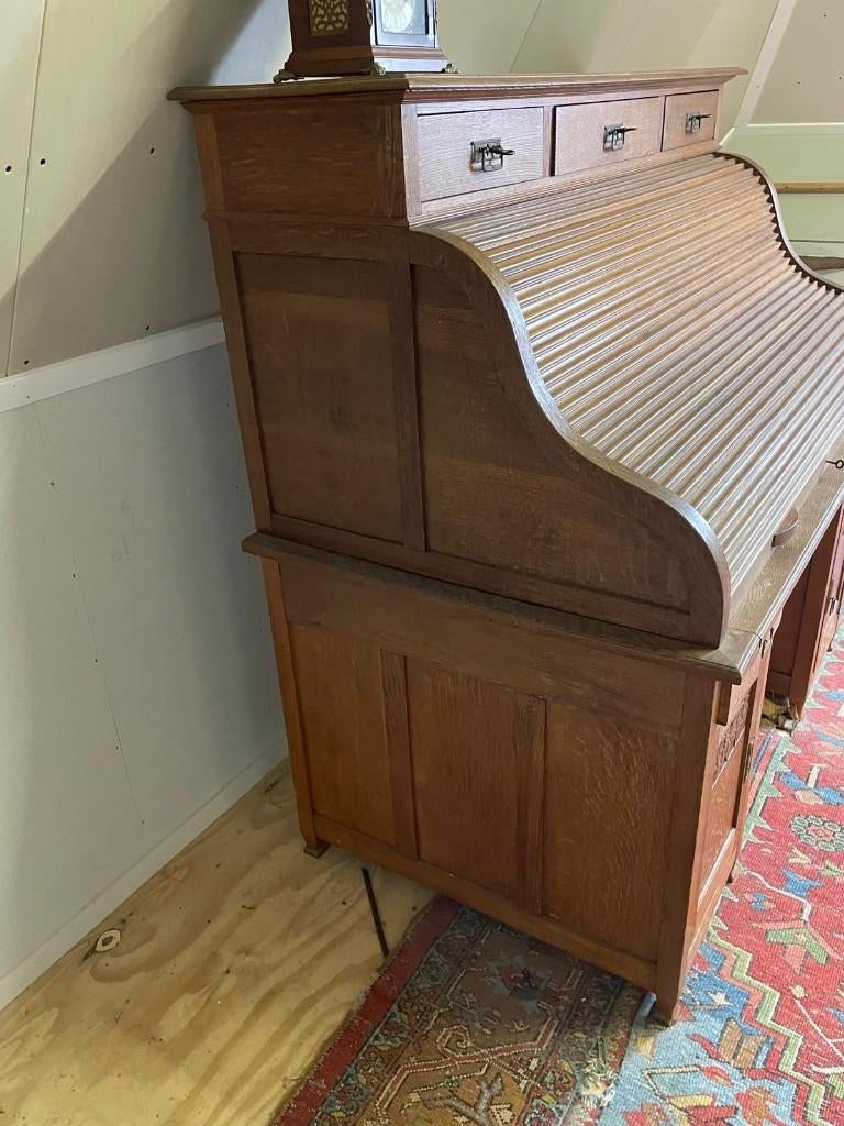 e koop: Buro ,een karakteristiek antiek eiken rolbureau, Ophalen, Gebruikt