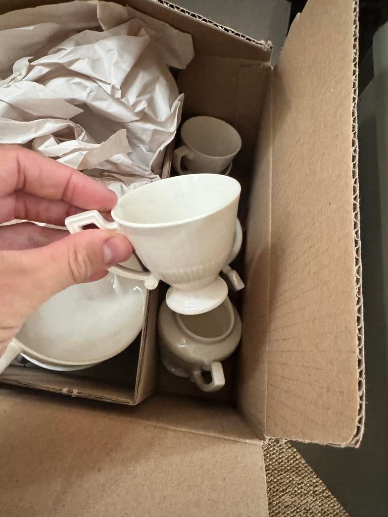 Mooie handgemaakte Engelse kopjes en schoteltjes, Antiek en Kunst, Ophalen