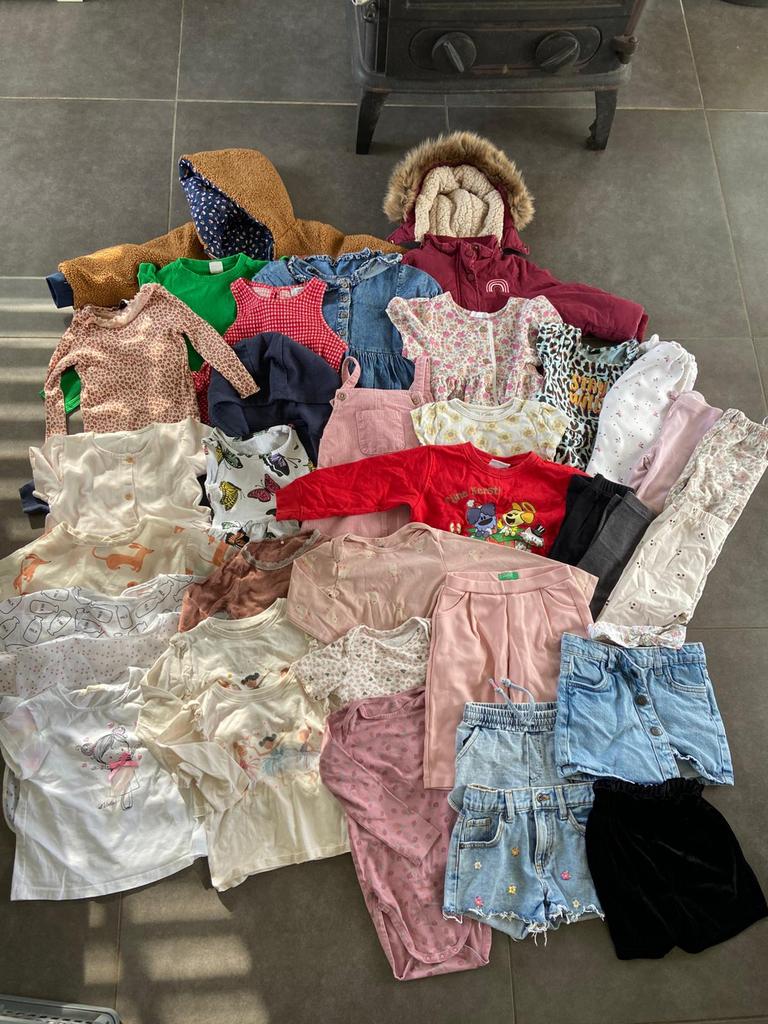 Groot pakket met 30 stuks meisjes kleding maat 92/98, Verzenden, Gebruikt, Maat 92