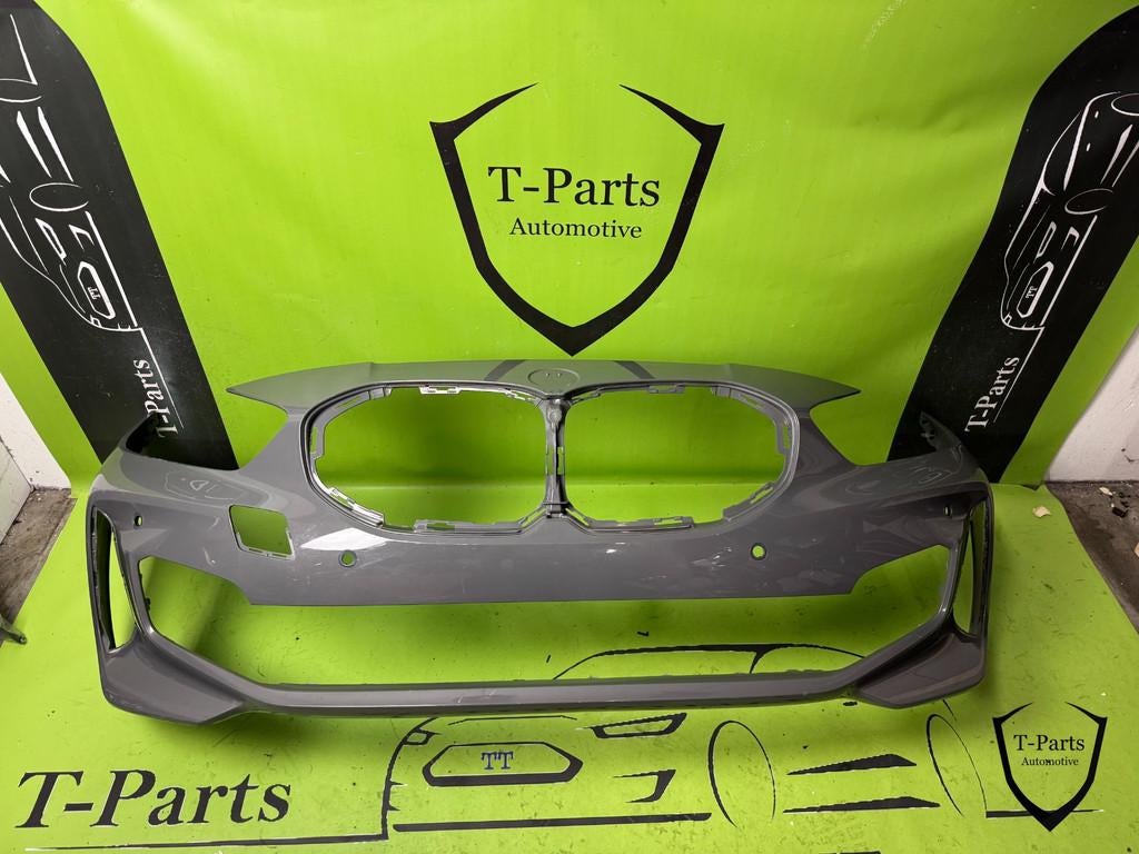 bmw 1 serie f40 voorbumper bumper 18+ M PAKKET, Auto-onderdelen, Carrosserie en Plaatwerk, Bumper, BMW, Gebruikt, Ophalen of Verzenden