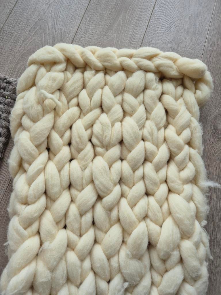 Mooie zelfgeknoopte schapenwolle plaid, Ophalen of Verzenden, Zo goed als nieuw