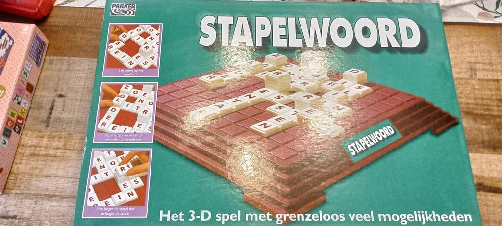 Stapelwoord spel, Hobby en Vrije tijd, Gezelschapsspellen | Bordspellen, Ophalen of Verzenden