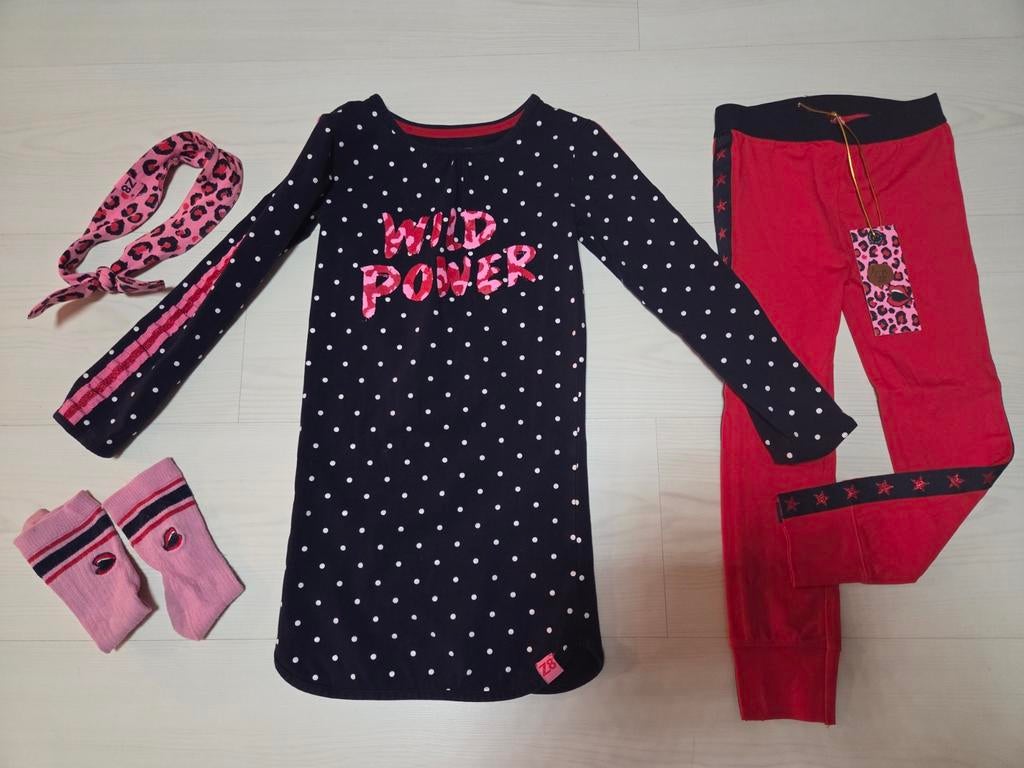 Z8 4-delige set: jurkje, legging, haarband, sokken (116/122), Meisje, Z8, Ophalen of Verzenden, Zo goed als nieuw
