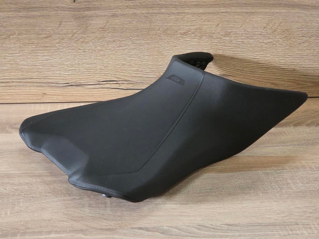 KTM 1290 super duke GT zadel ( zeer nette staat ), Ophalen, Gebruikt, Ktm, Ktm@ktm.nl