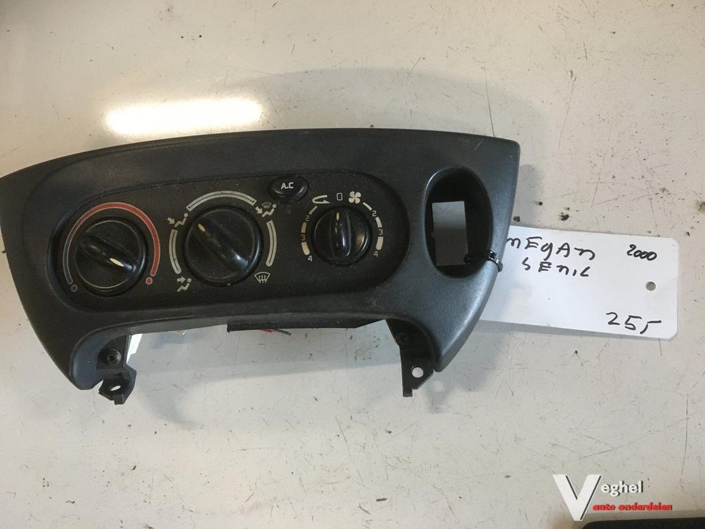 Renault Megane Scenic 2000 Kachelbedieningspaneel (airco)