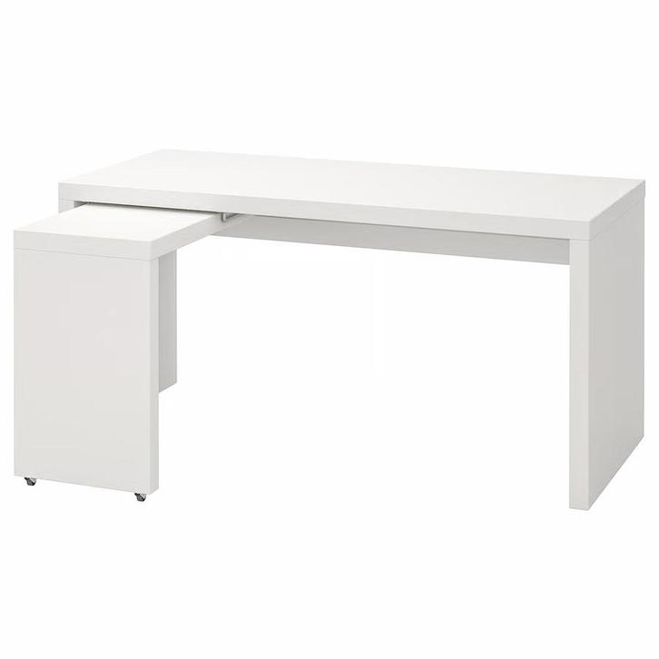 Ikea bureau Malm wit 151X65cm, Huis en Inrichting, Bureaus, Zo goed als nieuw, Ophalen