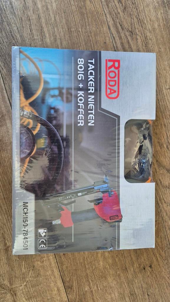 Roda Tacker Nietpistool Perslucht 8016 + Koffer Nieuw, Doe-het-zelf en Verbouw, Ophalen of Verzenden, Nieuw