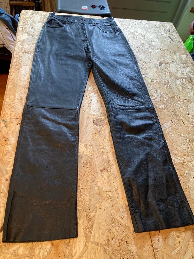 Leren motorbroek maat 42 heel goed, Ophalen