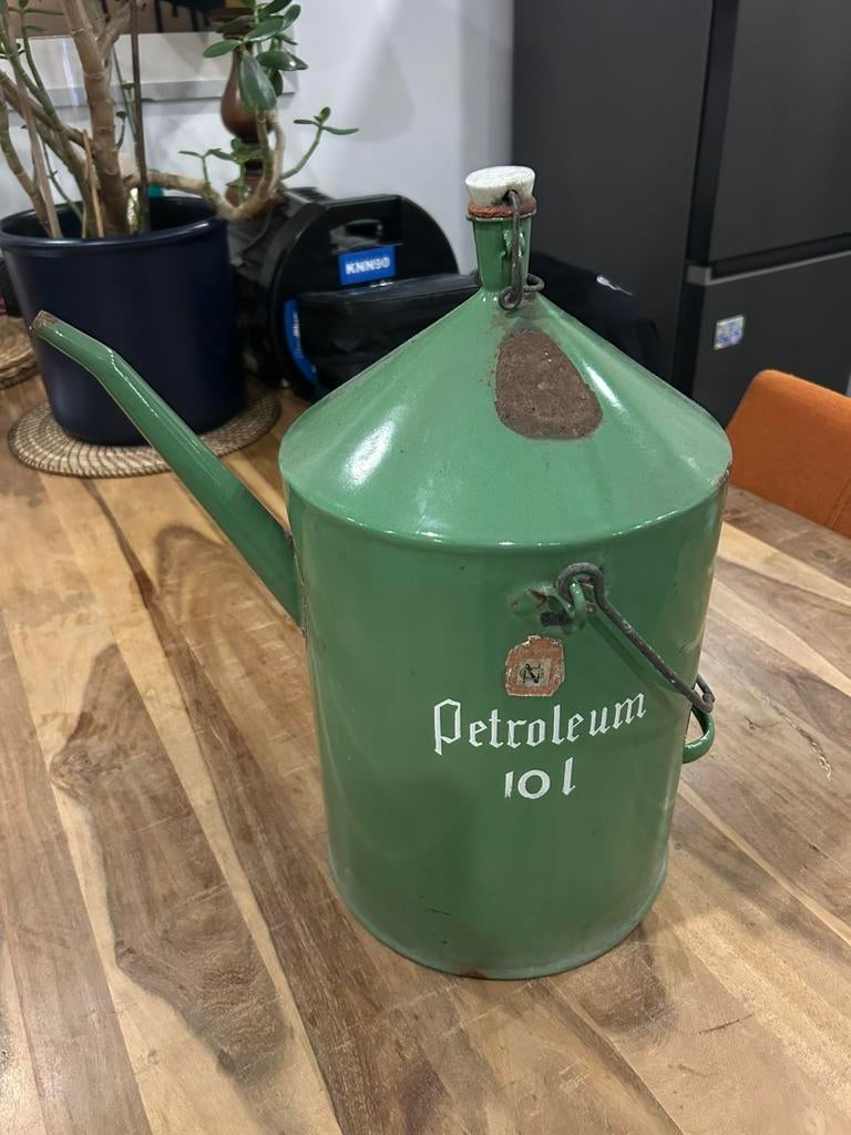 Vintage oliekan 10 liter, Ophalen