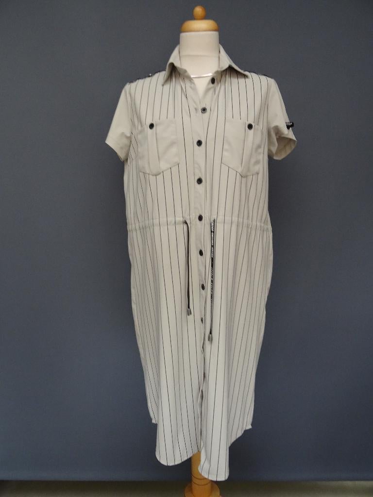 ZIP73 maat M, sportieve jurk van travelstof., Kleding | Dames, Maat 38/40 (M), ZIP 73, Beige, Ophalen of Verzenden