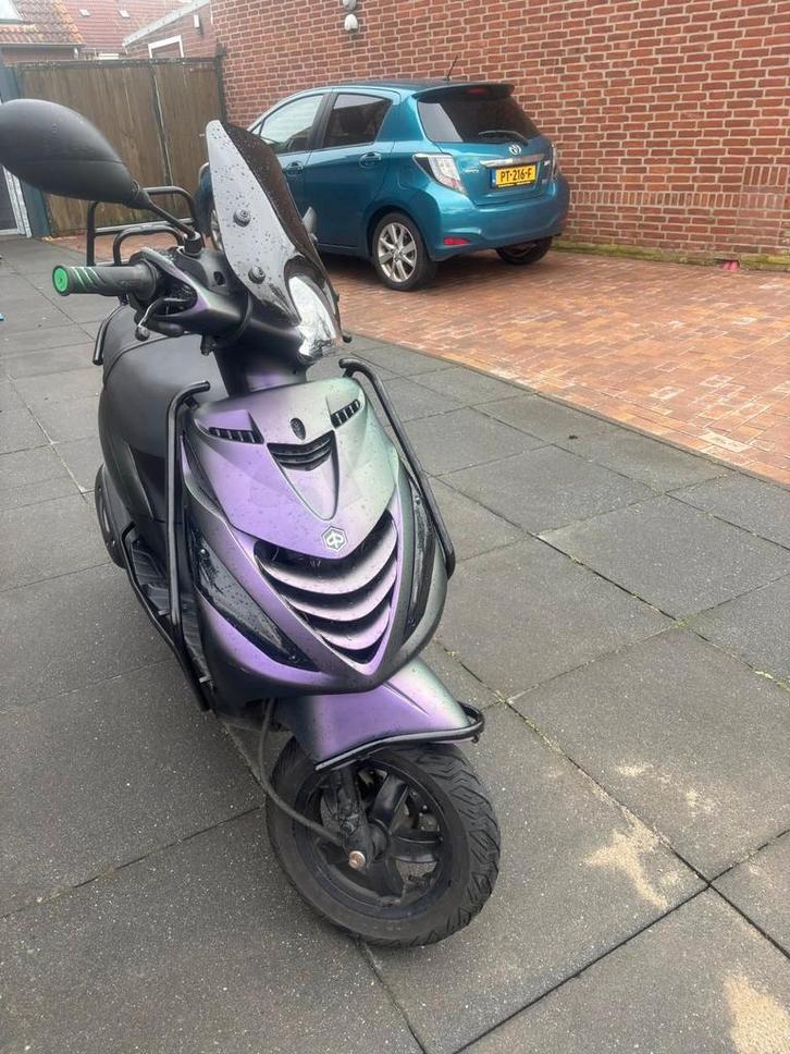 Piaggio Zip Iget 2018, Fietsen en Brommers, Scooters | Piaggio, Zo goed als nieuw, Zip, Benzine, Ophalen