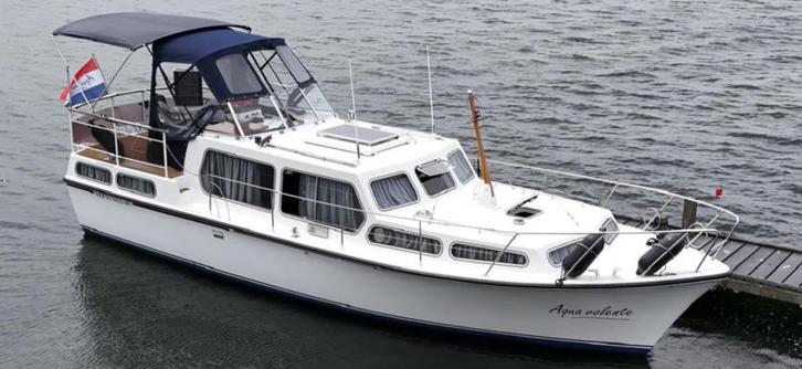 Neptunus 107, Watersport en Boten, Motorboten en Motorjachten, Gebruikt, Polyester, 9 tot 12 meter, Diesel, Binnenboordmotor, 50 pk of meer