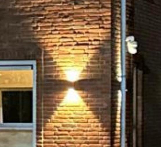 Buitenlamp middel formaat zandloper, Tuin en Terras, Buitenverlichting, Minder dan 50 watt, Wandlamp, Ophalen of Verzenden, Netvoeding