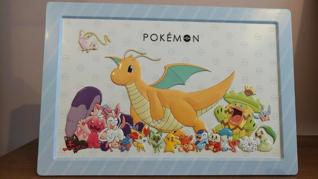 Pokemon Japan Valentine 2024 Chocolate L Tin *good as new*, Ophalen of Verzenden, Zo goed als nieuw, Overige typen