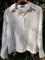 Witte zomerblouse met rode hartjes van zacht katoen, maat S, Kleding | Dames, Ophalen of Verzenden, Zo goed als nieuw, Maat 36 (S)