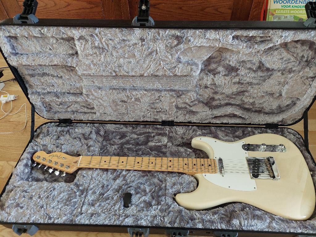 t.k. Fender reverse whitegard lim. Ed., Ophalen, Zo goed als nieuw, Solid body, Fender