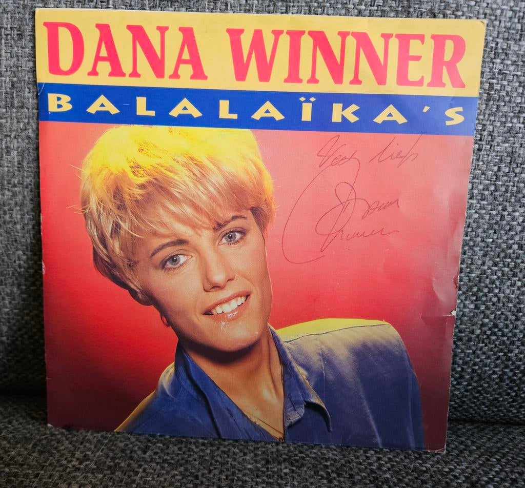 Piraten ~  Dana Winner - Balalaïka's (Gesigneerde Single), Cd's en Dvd's, Vinyl | Nederlandstalig, Verzenden, Zo goed als nieuw