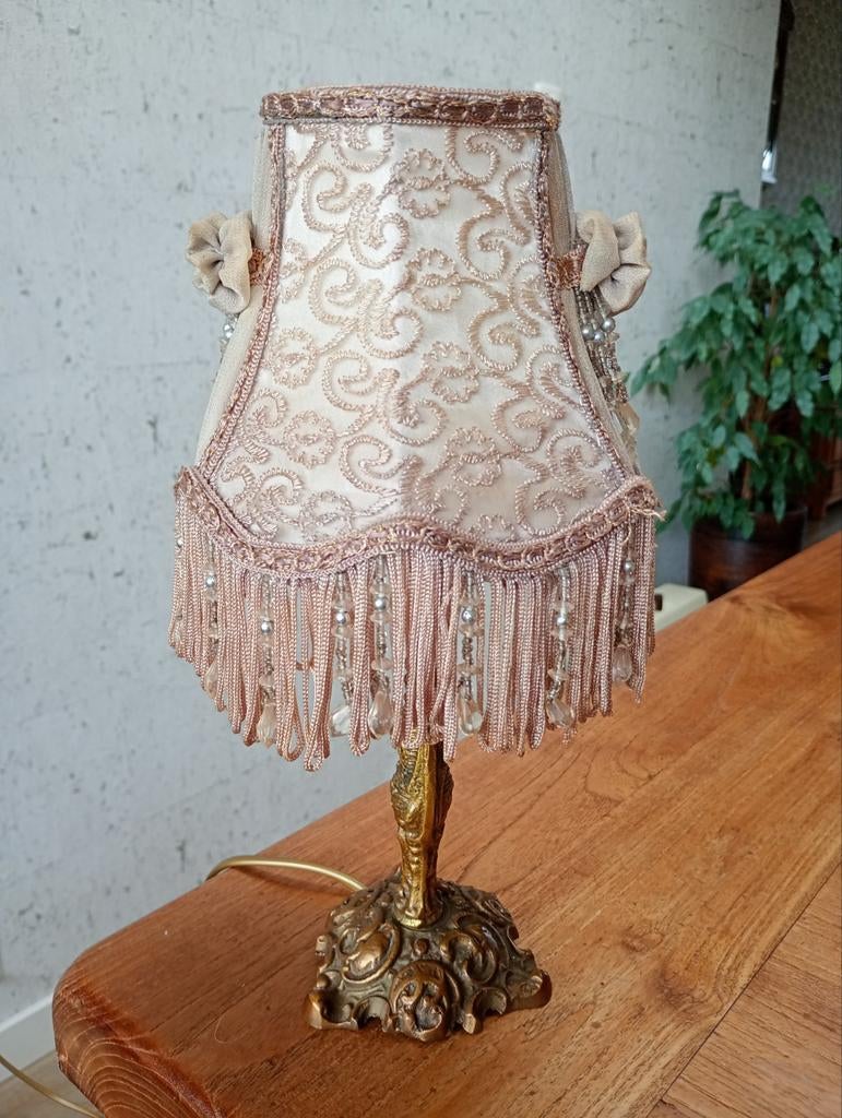 Retro Schemerlampje met Franjes en Kralen, Huis en Inrichting, Lampen | Tafellampen, Gebruikt, Ophalen of Verzenden, Stof, Retro, Vintage, Klassiek