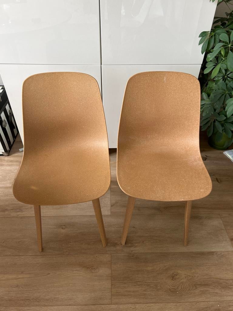 Set van 2 moderne stoelen - Houtkleur Ikea Odger, Huis en Inrichting, Ophalen, Gebruikt, Twee, Overige kleuren
