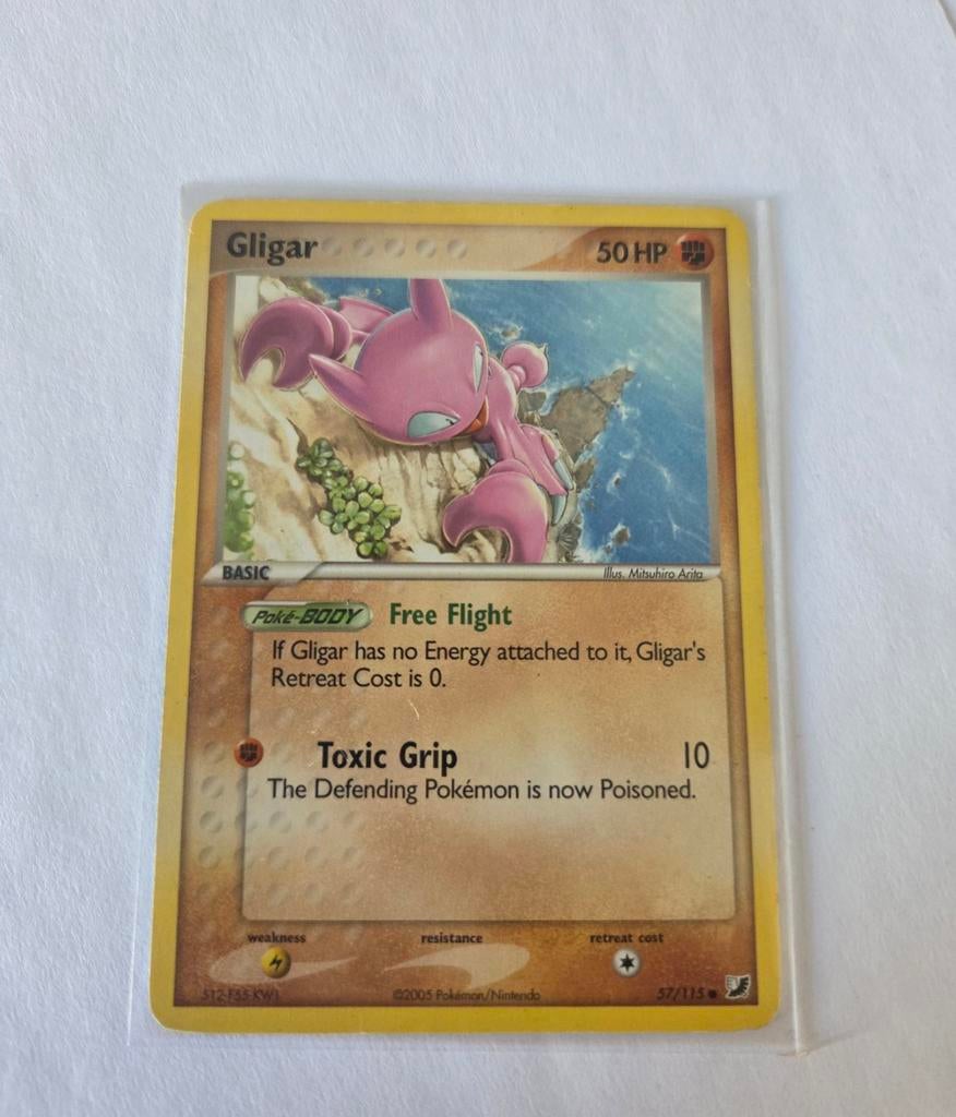 Gligar 57/115  Unseen Forces Pokémon kaart, Ophalen of Verzenden, Gebruikt, Losse kaart