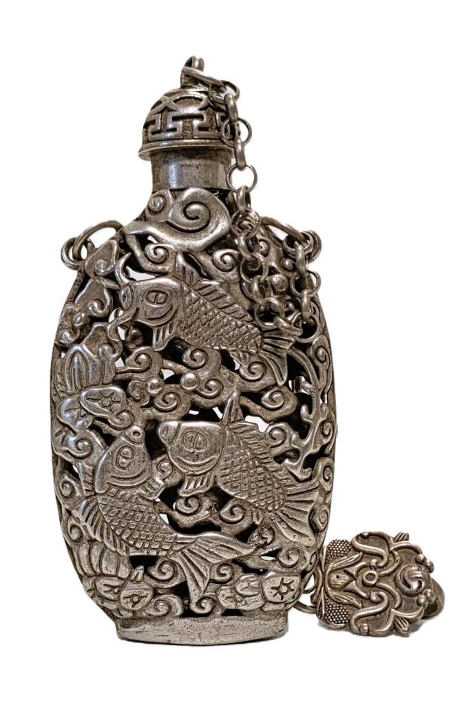 Chinees gordelflesje met kooivissen en Lotusbloem., Antiek en Kunst, Ophalen of Verzenden